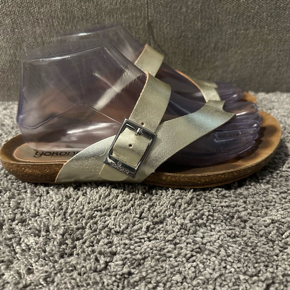 Yokono Women’s Gold Leather Slip On Sandal Size‎ 8